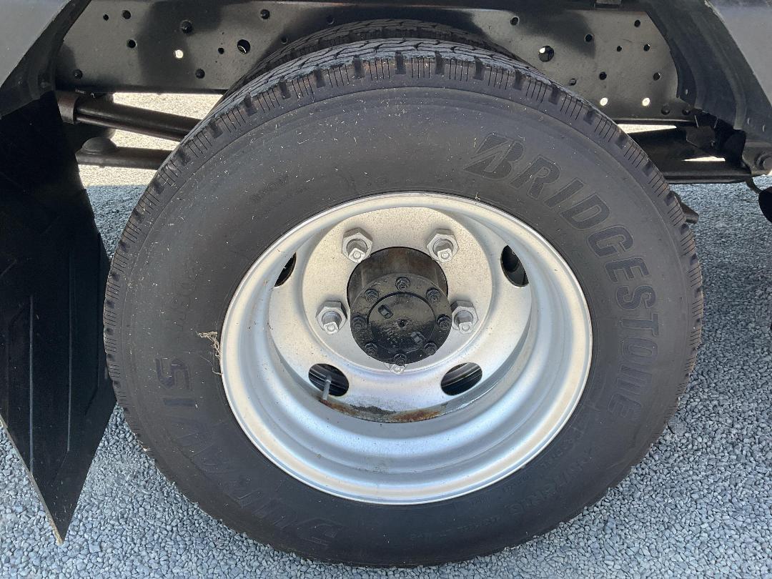 Photo '29' of Isuzu ELF FLAT DECK Flat Deck