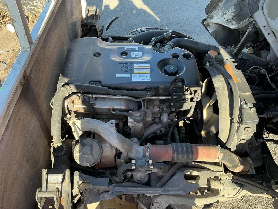 Photo '19' of Isuzu ELF Flat Deck Photo '19' of Isuzu ELF Flat Deck