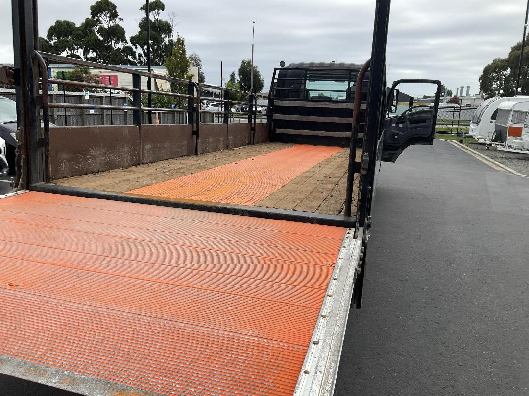 Photo '18' of Isuzu F Series FRR500 Gas Bottle Truck