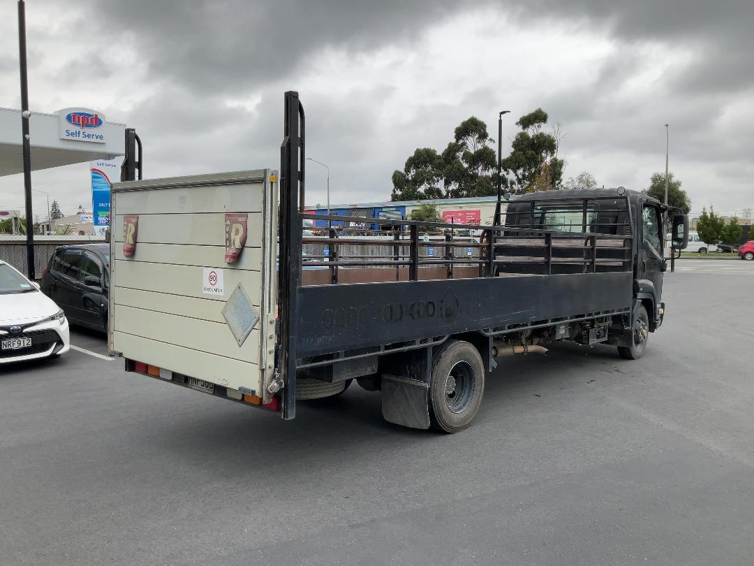 Photo '4' of Isuzu F Series FRR500 Gas Bottle Truck