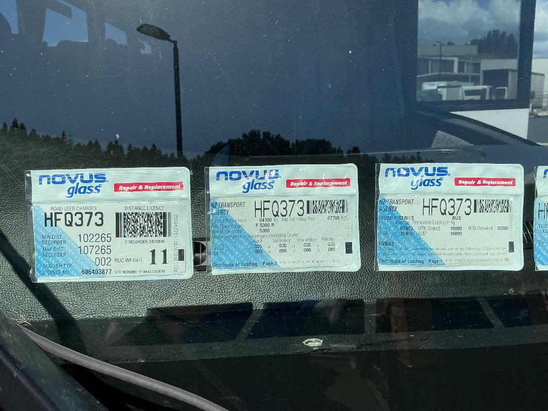 Photo '18' of Isuzu F Series FRD500 AMT Coach