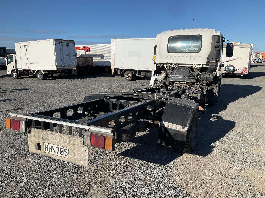Photo '4' of Isuzu F Series FRR600 Cab Chassis