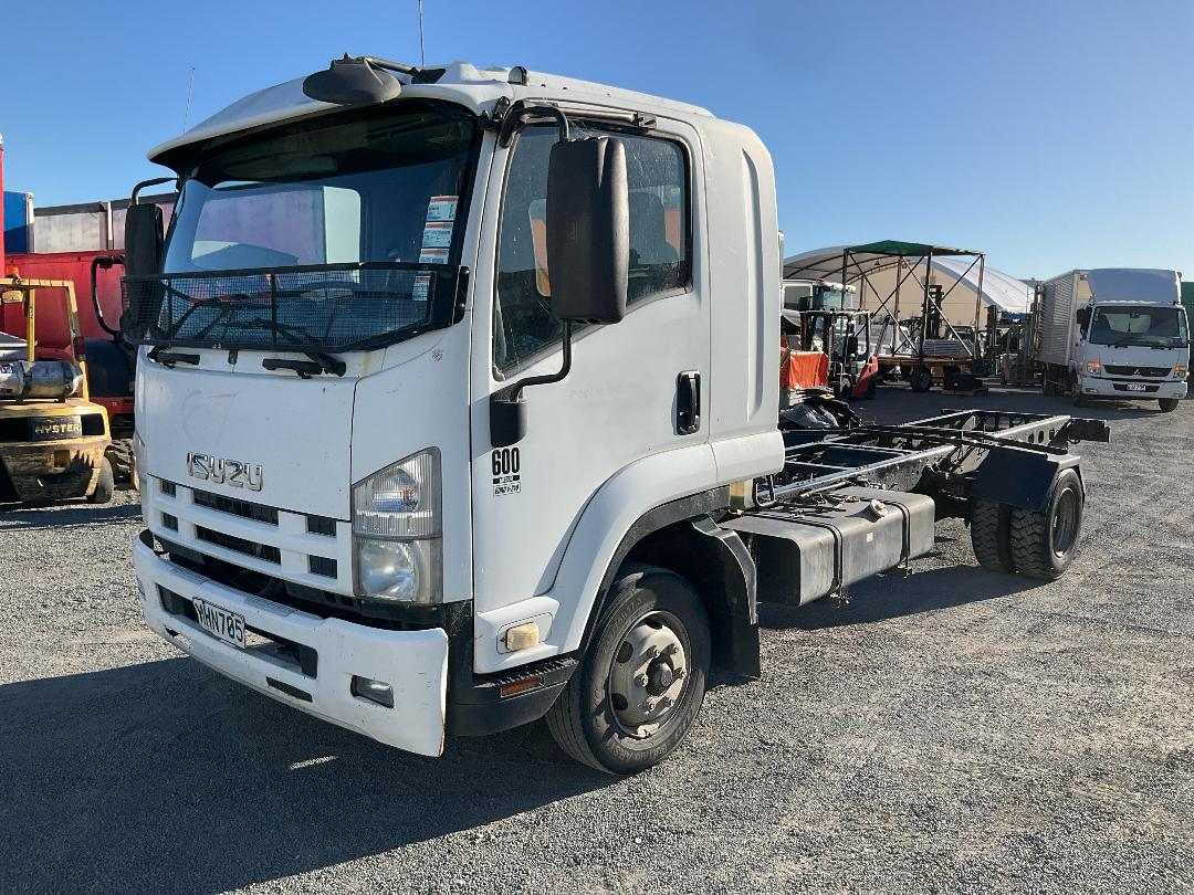 Photo '9' of Isuzu F Series FRR600 Cab Chassis