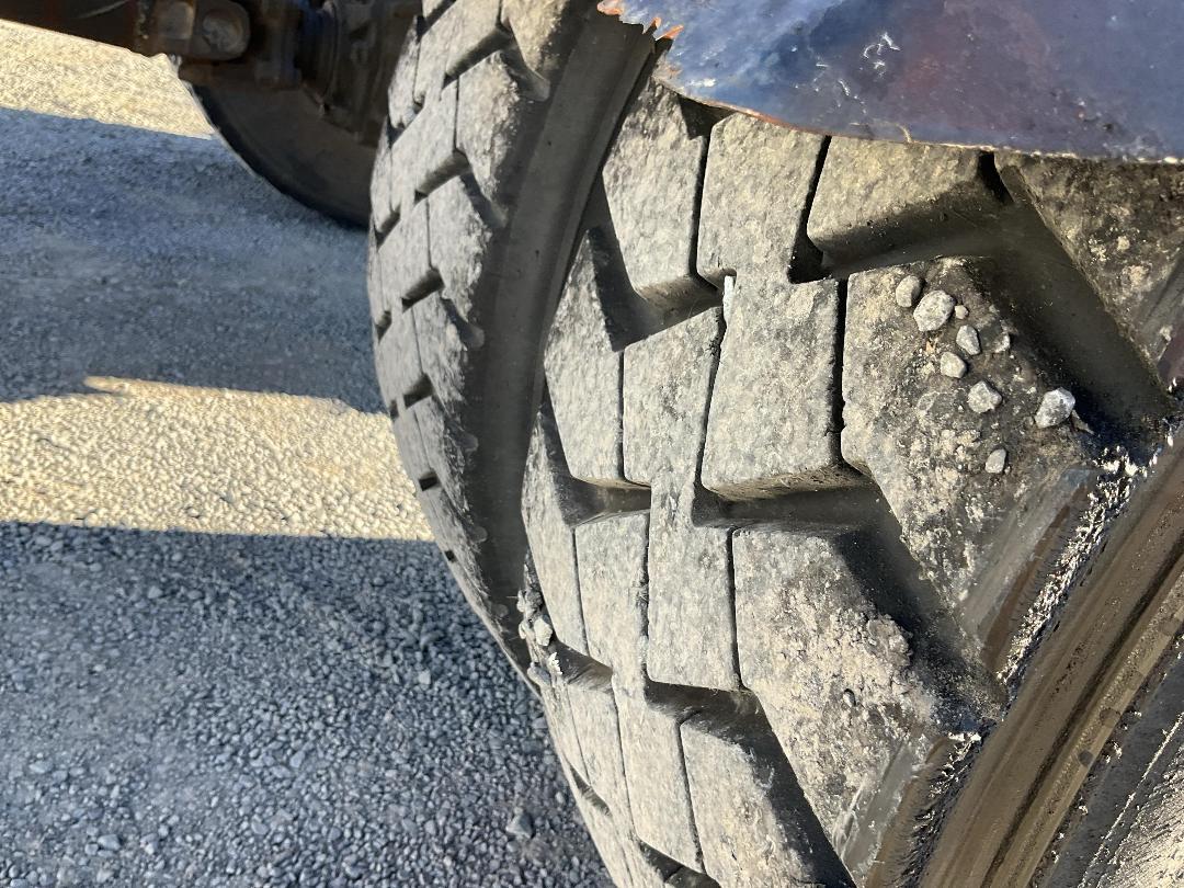 Photo '43' of Isuzu F Series FRR600 Cab Chassis