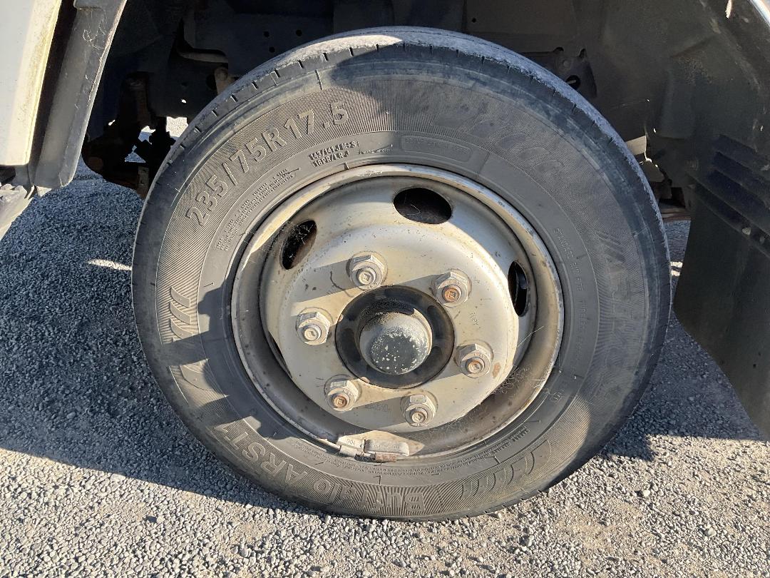 Photo '44' of Isuzu F Series FRR600 Cab Chassis