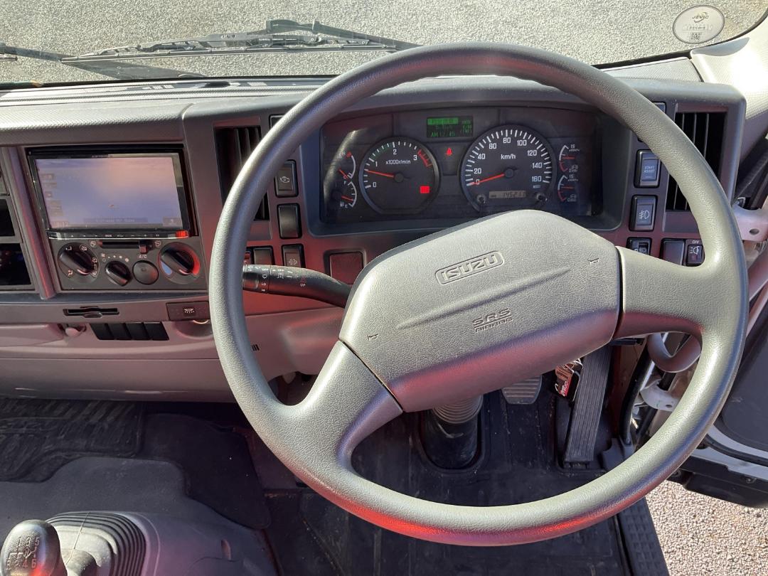 Photo '12' of Isuzu Forward BOXBODY/TAILLIFT Box Body