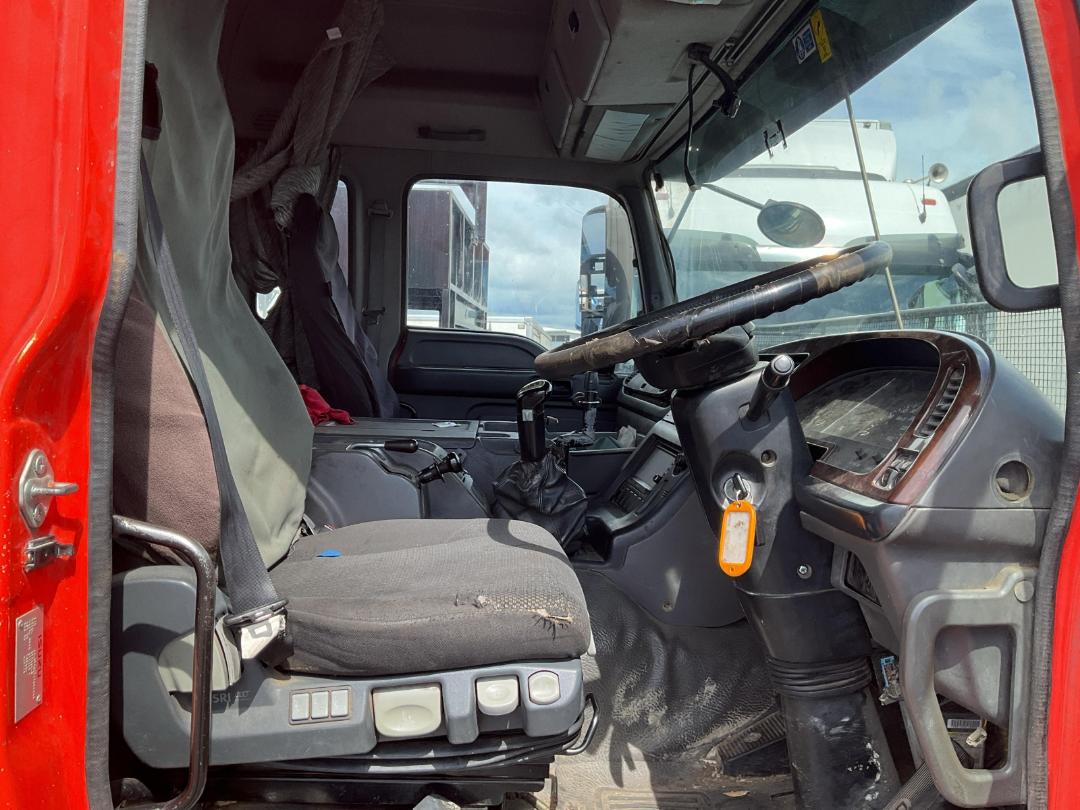 Photo '11' of Isuzu Giga CYH460LS Cab Chassis