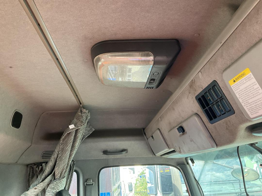 Photo '16' of Isuzu Giga CYH460LS Cab Chassis