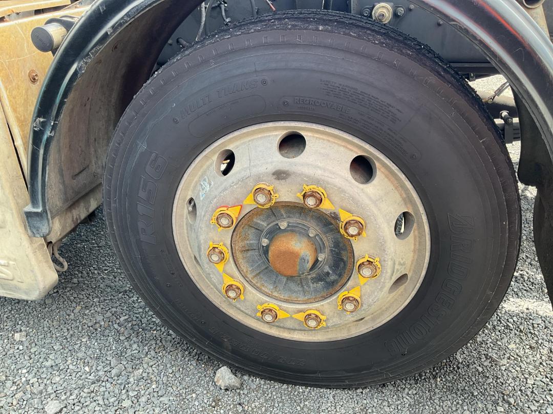 Photo '39' of Isuzu Giga CYH460LS Cab Chassis