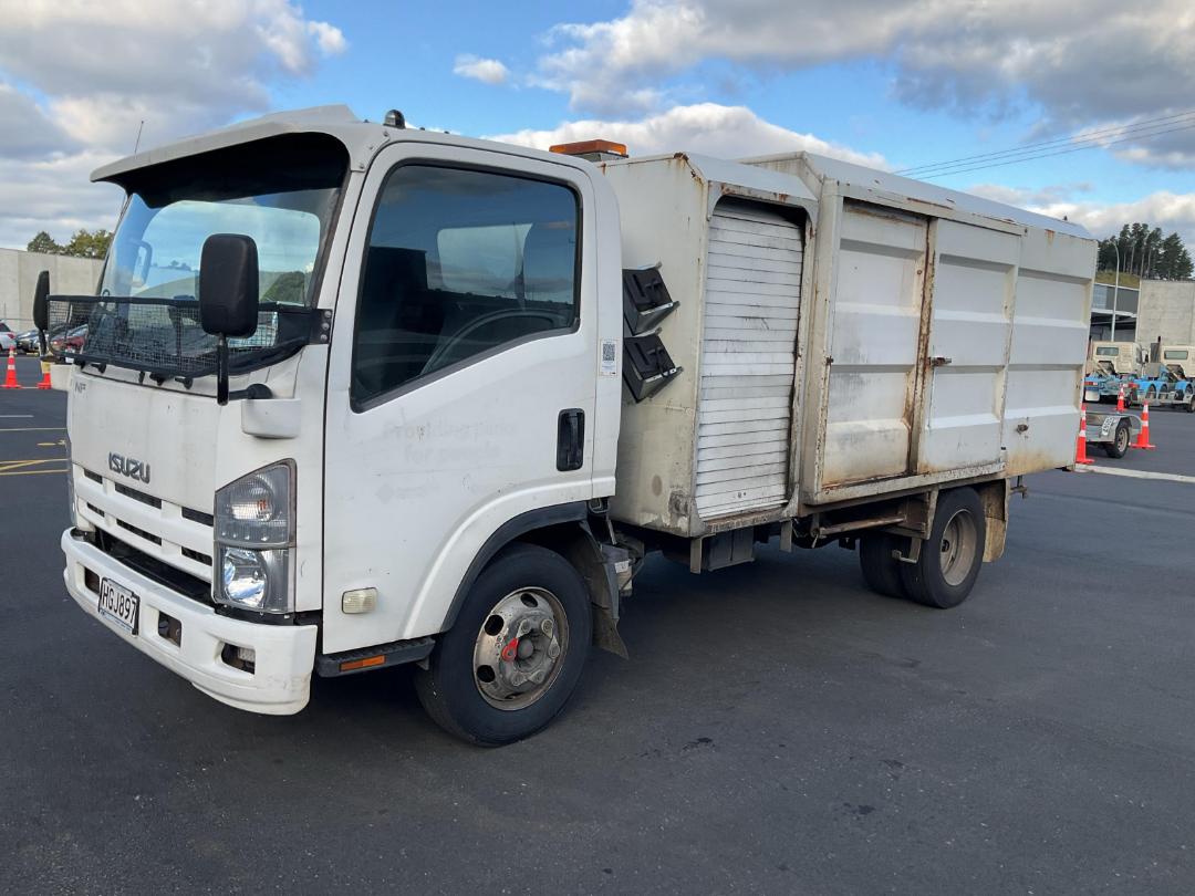 Photo '9' of Isuzu N Series NPR325M AMT Tipper