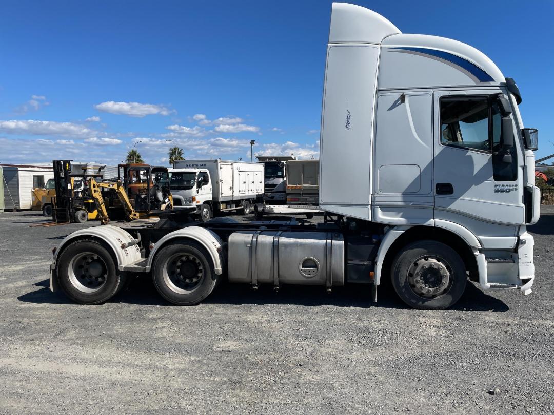 Photo '3' of Iveco Stralis Tractor Unit