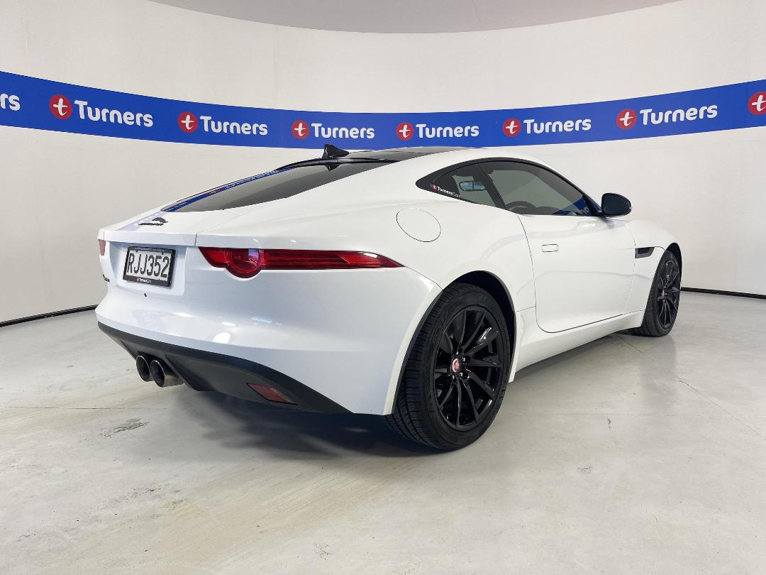 Photo '7' of Jaguar F-Type