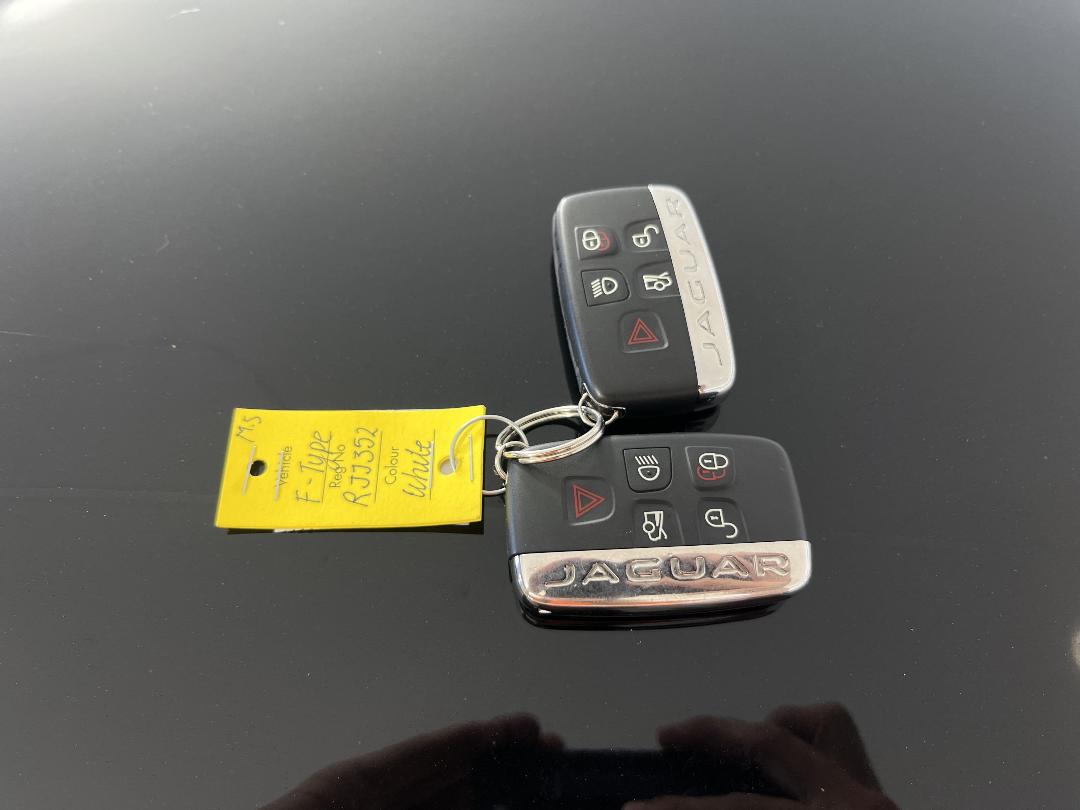 Photo '20' of Jaguar F-Type