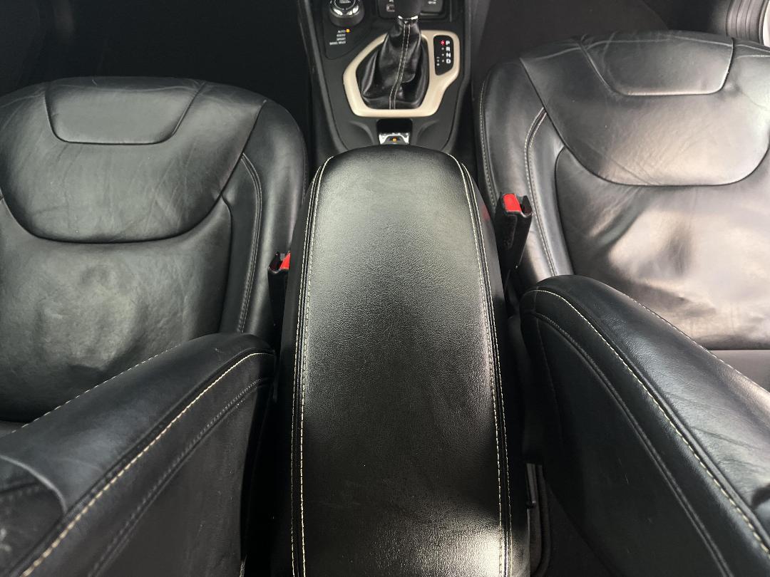 Photo '18' of Jeep Cherokee