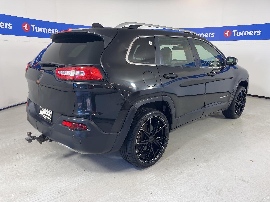 Photo '7' of Jeep Cherokee