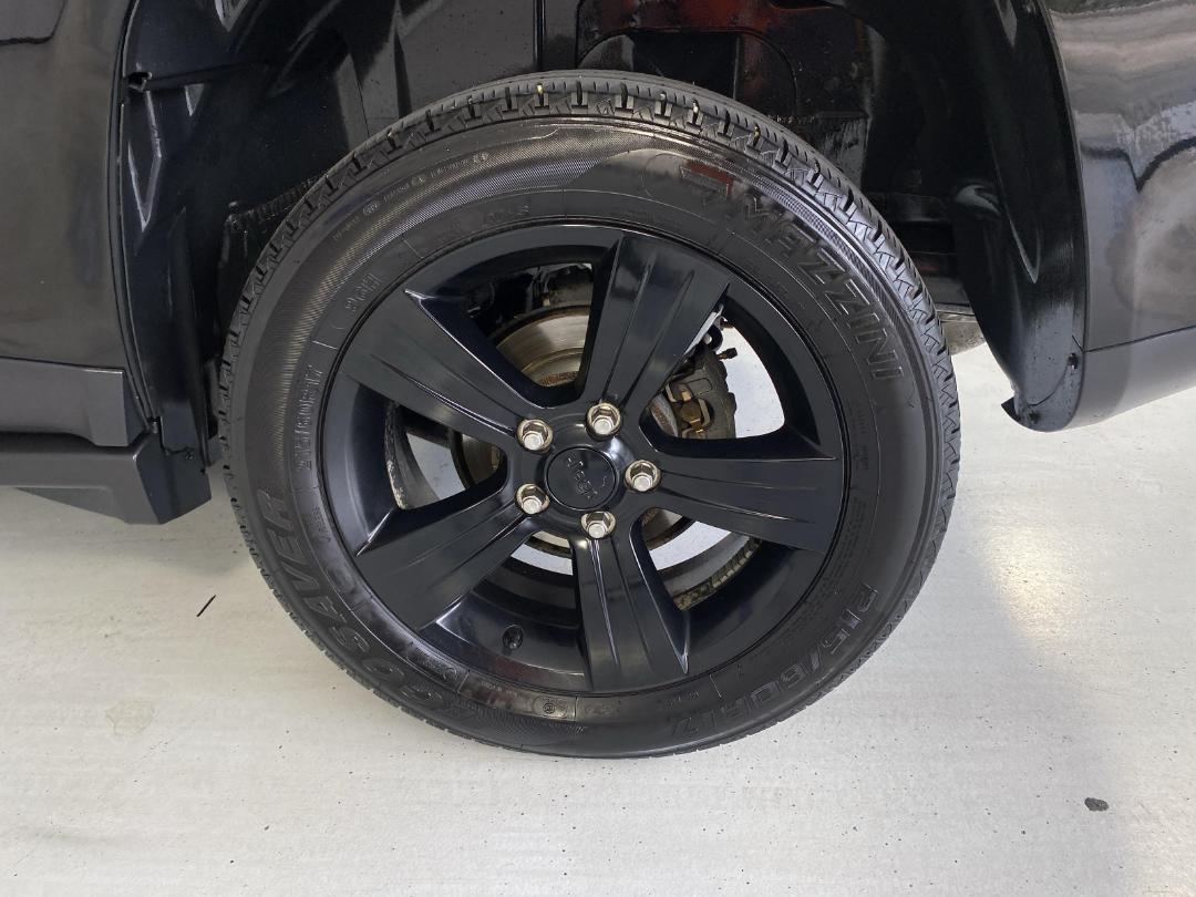 Photo '11' of Jeep Compass