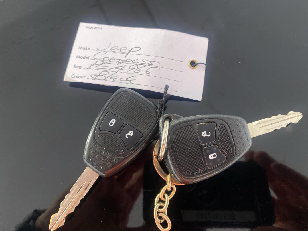 Photo '22' of Jeep Compass