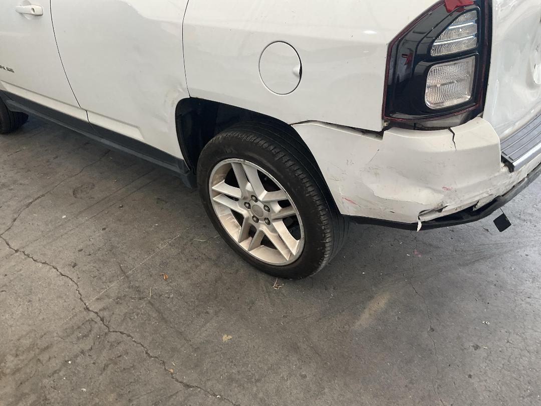 Photo '10' of Jeep Compass Limited