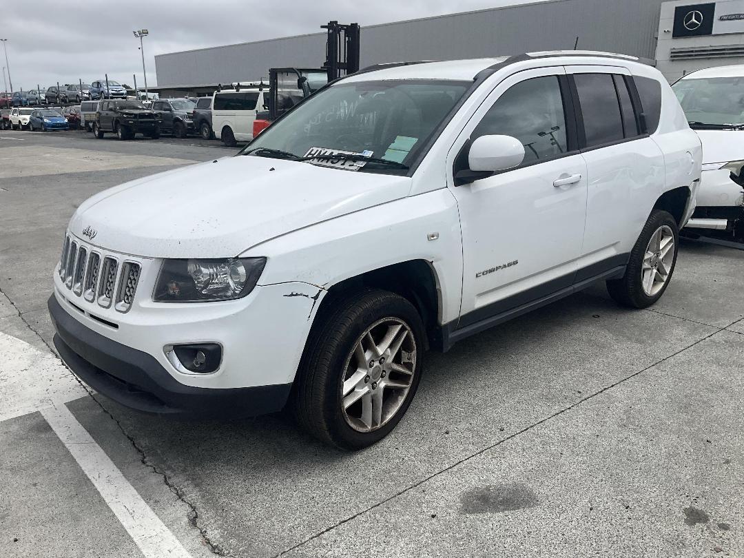 Photo '28' of Jeep Compass Limited