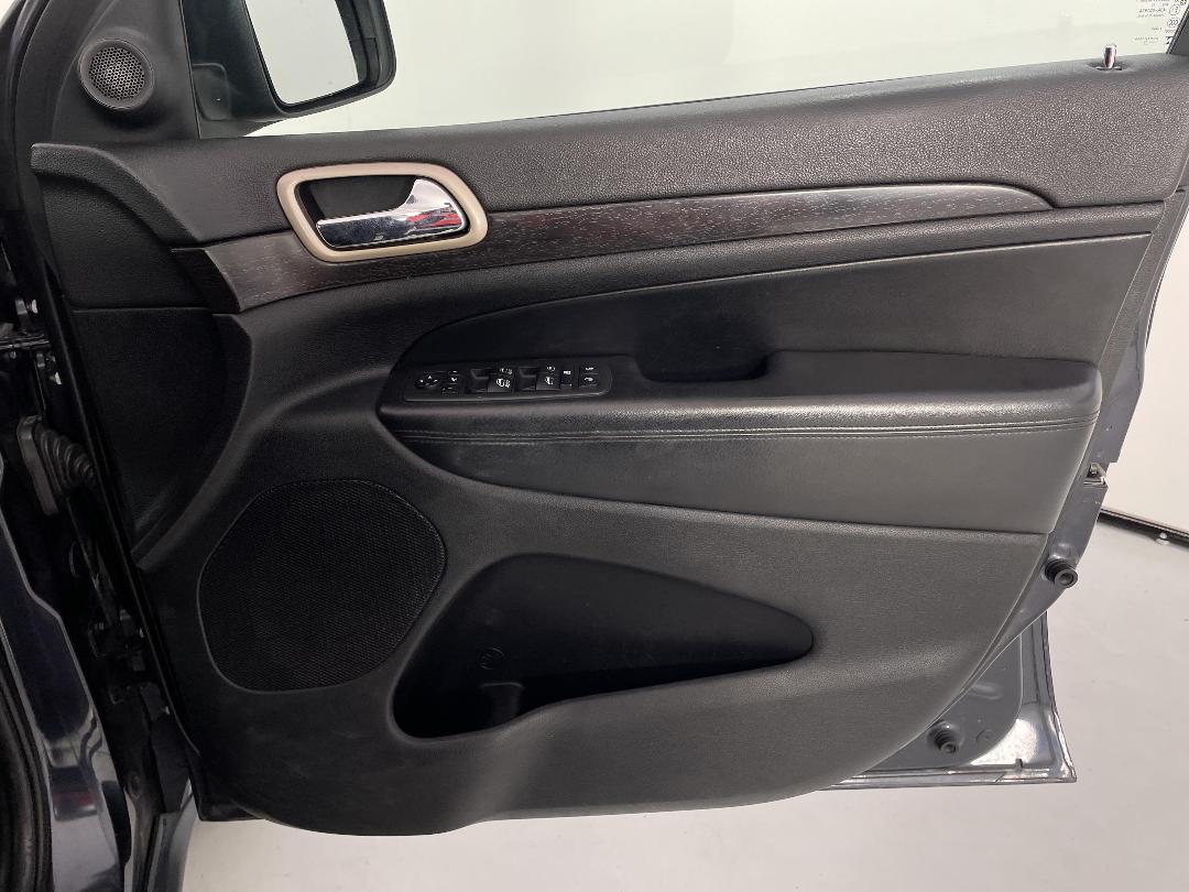 Photo '15' of Jeep Grand Cherokee