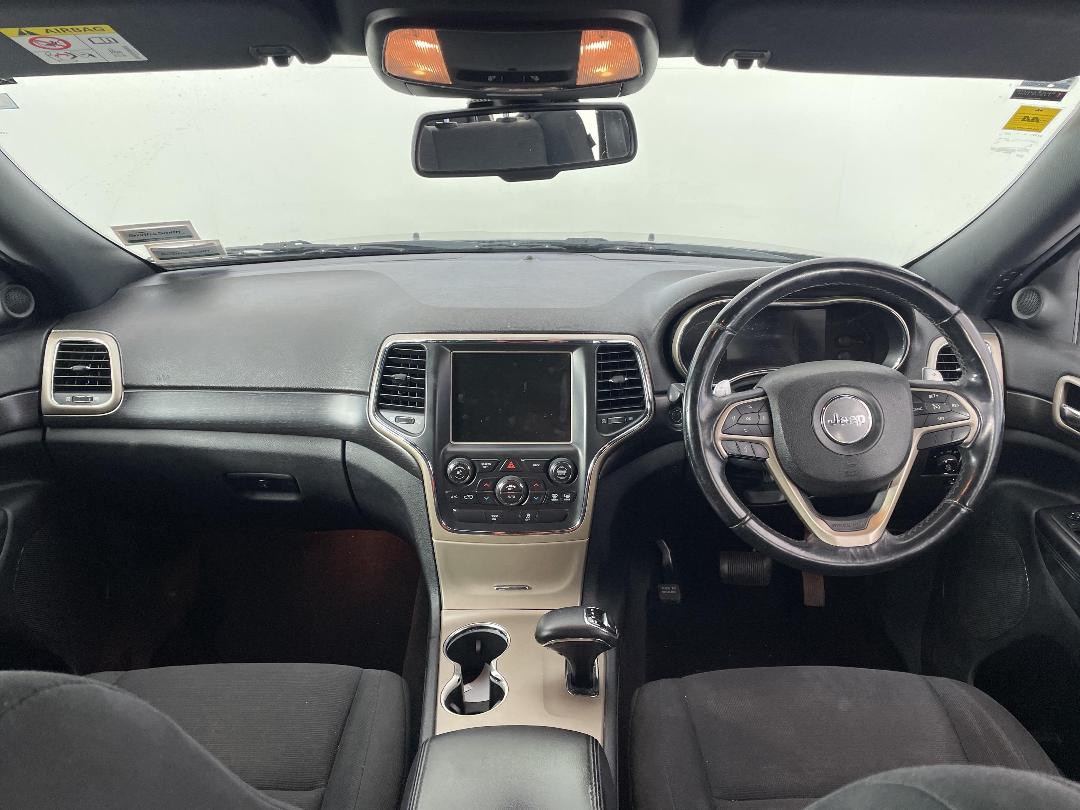 Photo '17' of Jeep Grand Cherokee