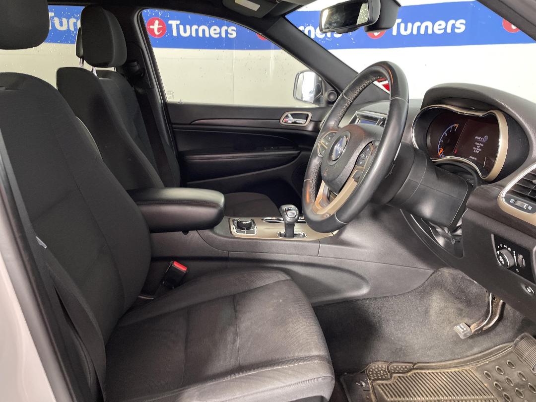 Photo '16' of Jeep Grand Cherokee