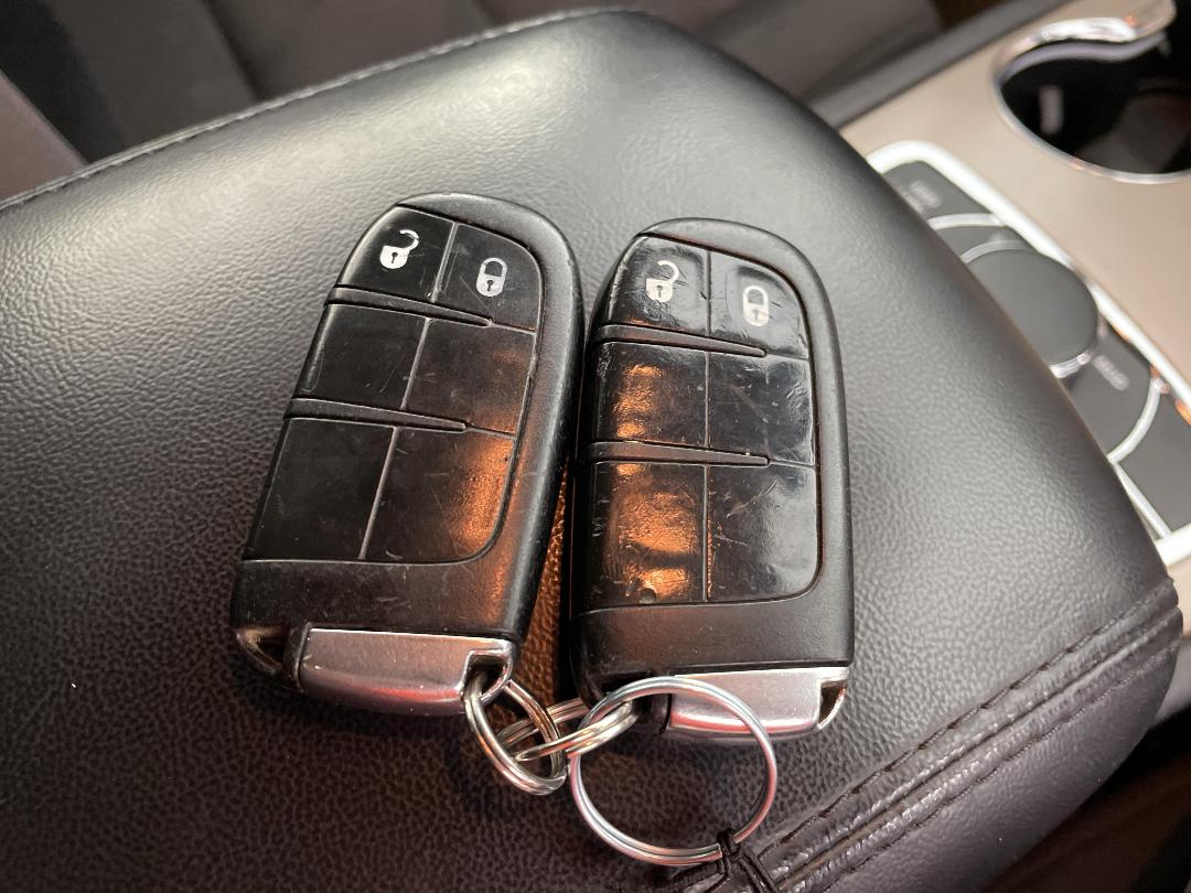 Photo '22' of Jeep Grand Cherokee