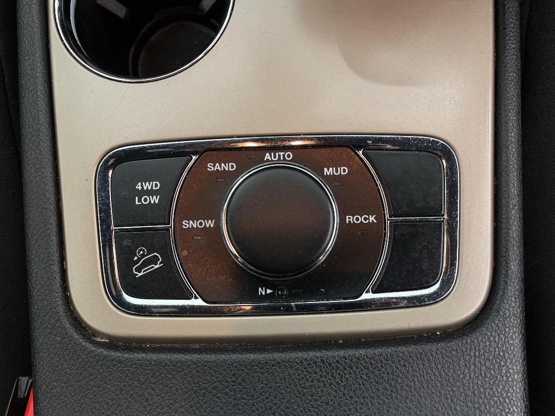 Photo '23' of Jeep Grand Cherokee