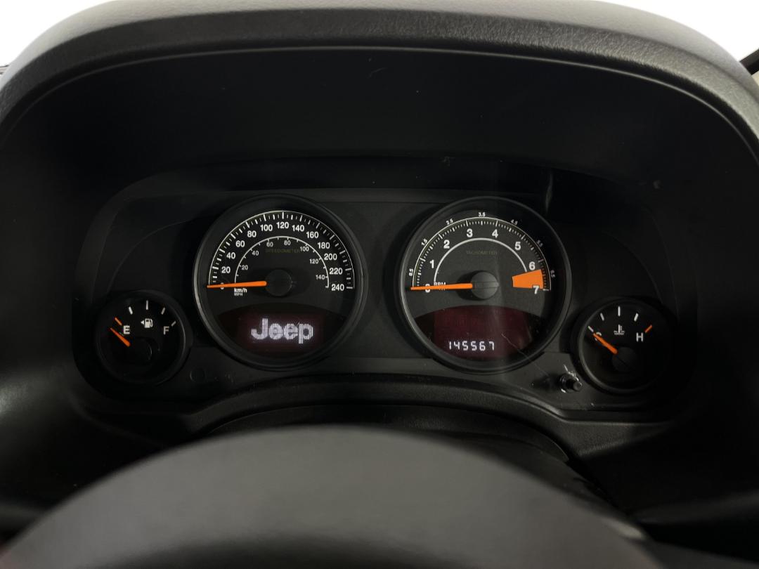 Photo '21' of Jeep Patriot