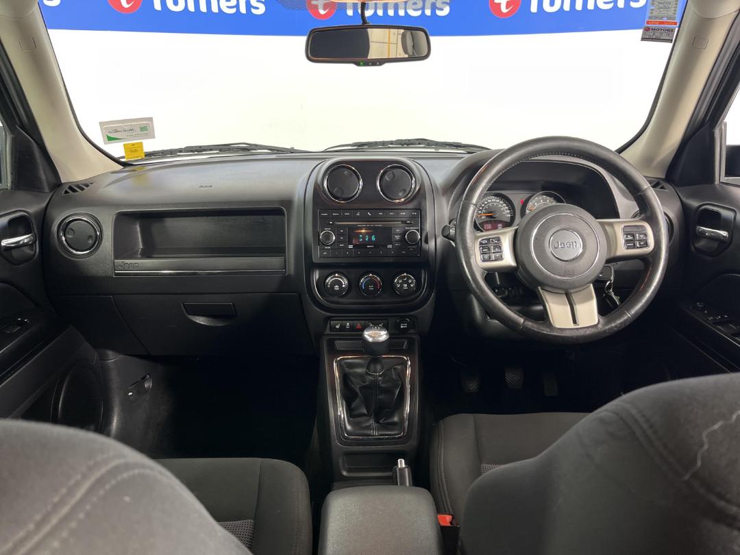 Photo '17' of Jeep Patriot