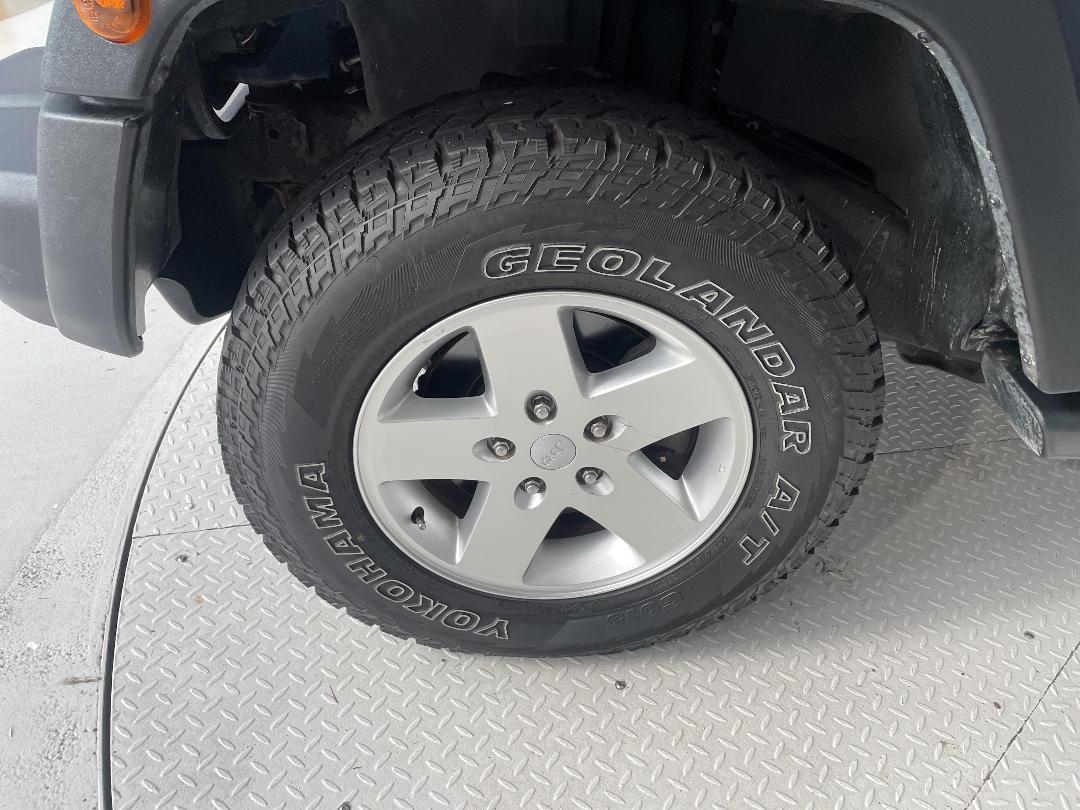 Photo '10' of Jeep Wrangler