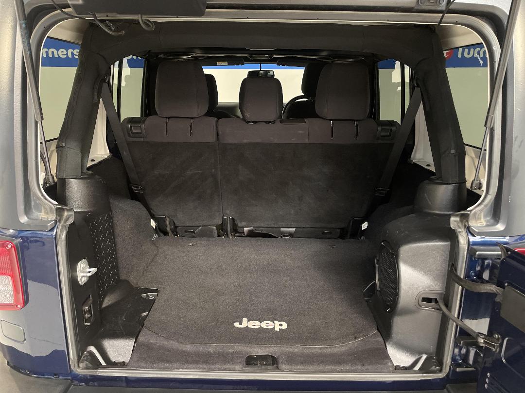 Photo '14' of Jeep Wrangler