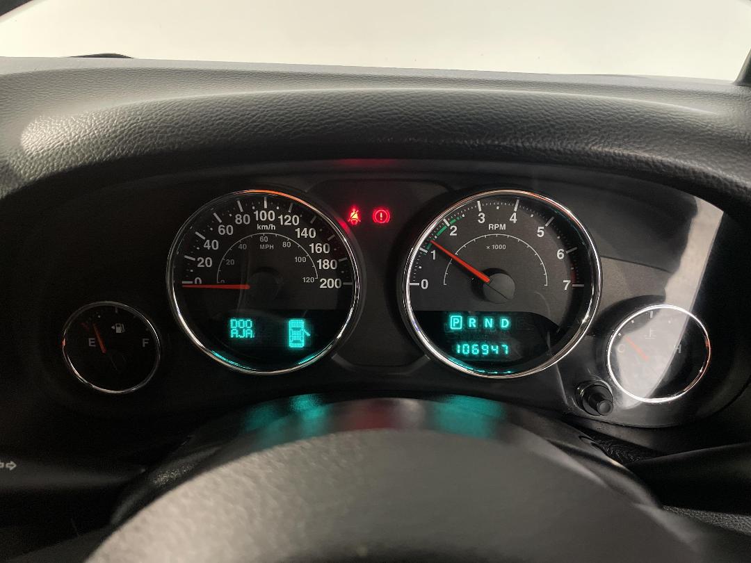 Photo '21' of Jeep Wrangler