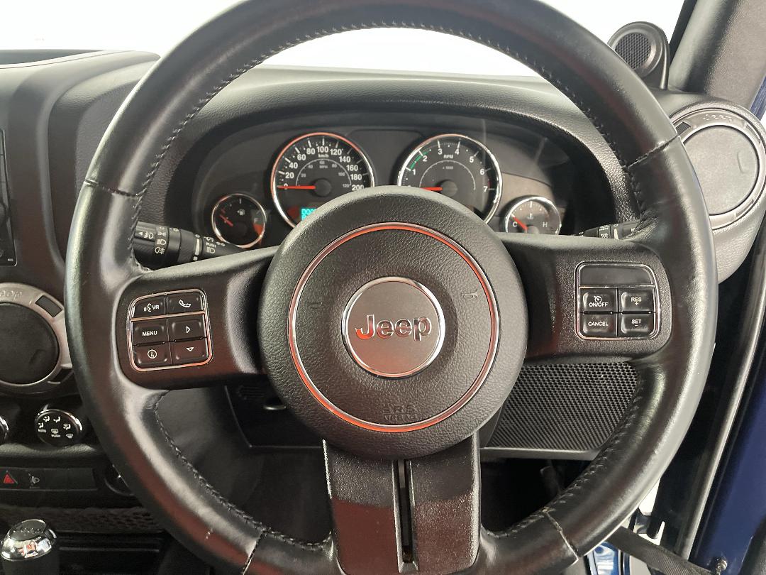 Photo '25' of Jeep Wrangler