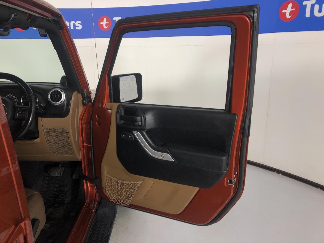 Photo '15' of Jeep Wrangler Unlimited