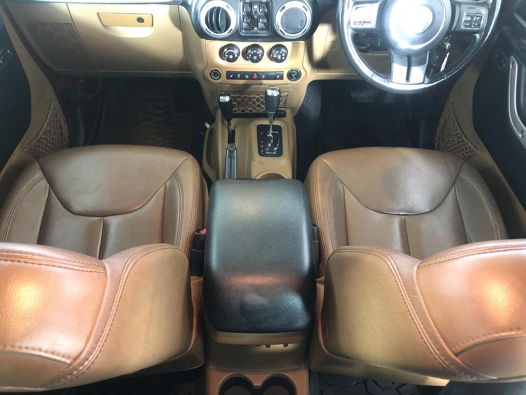 Photo '18' of Jeep Wrangler Unlimited