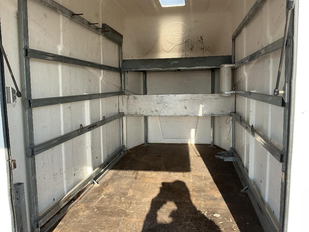 Photo '19' of KEA SHUTTLE Box Body - Tandem