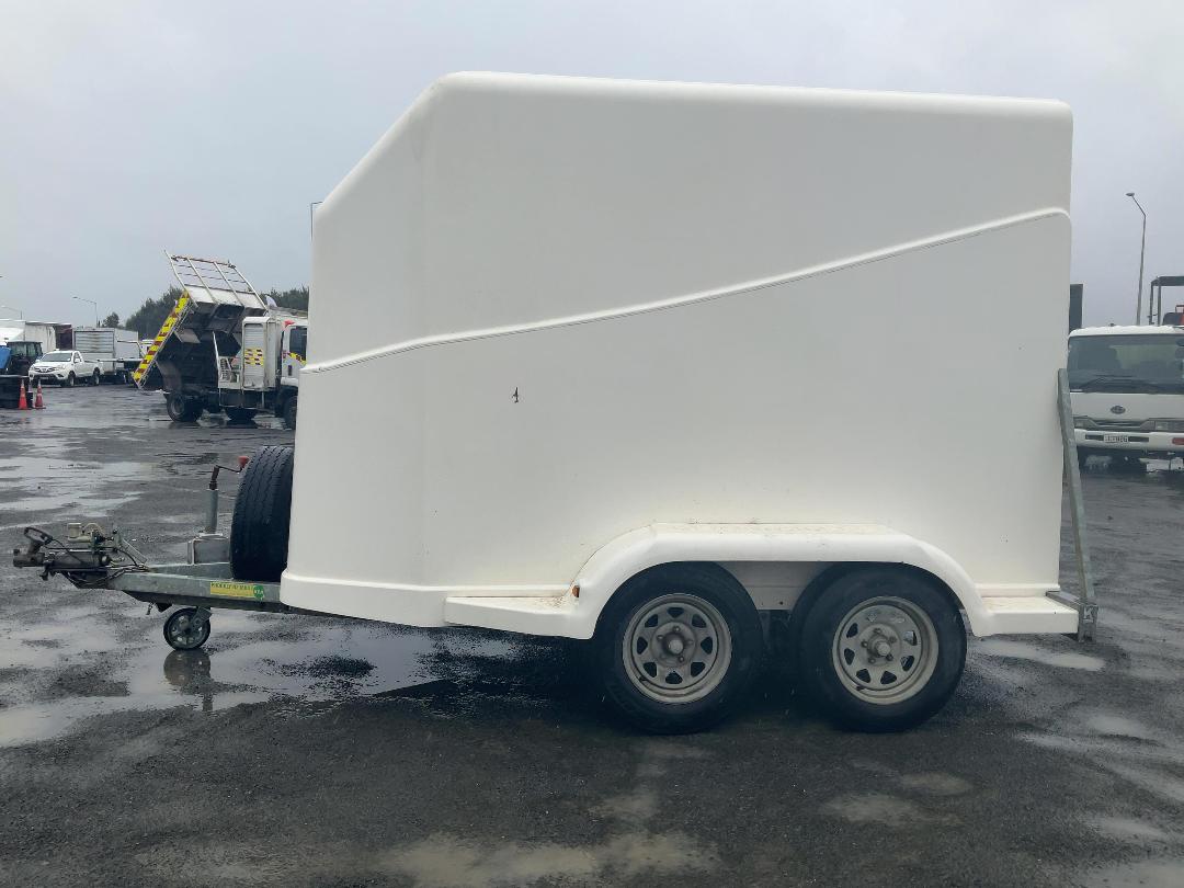 Photo '13' of KEA SHUTTLE Box Body - Tandem