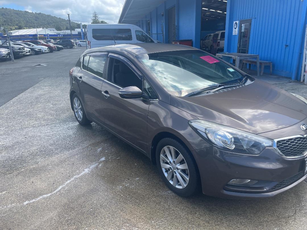 Photo '2' of KIA Cerato EX