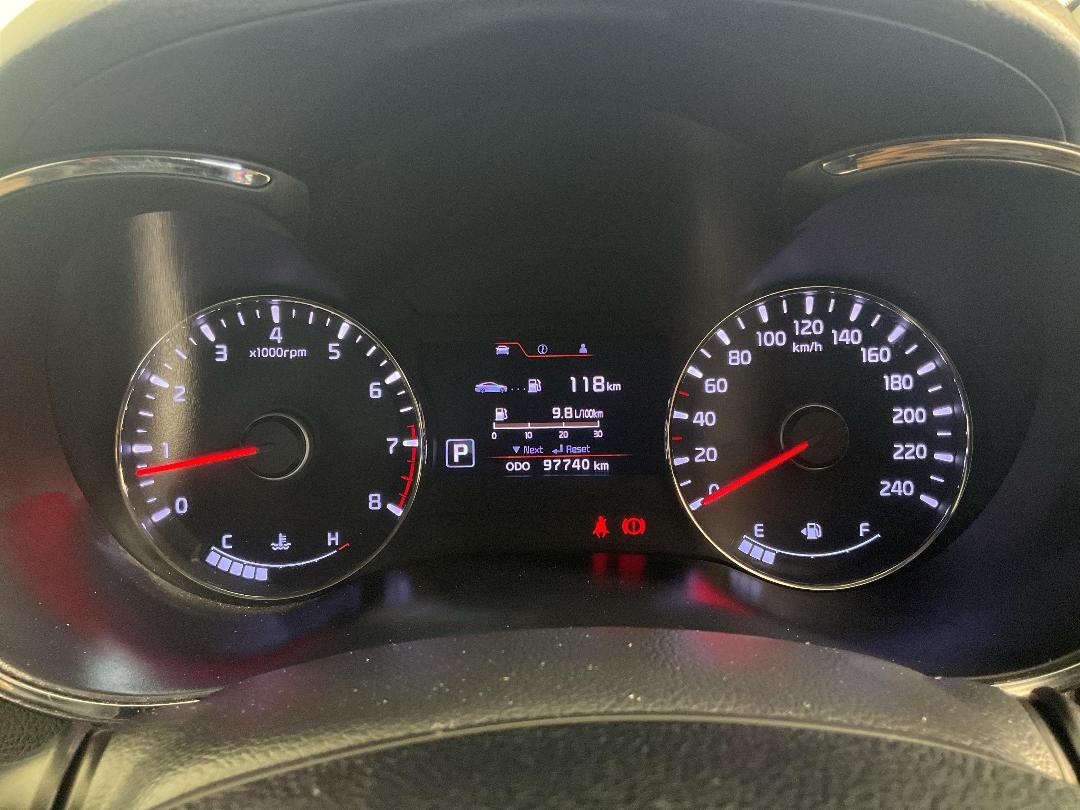 Photo '21' of KIA Cerato