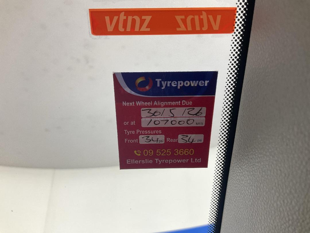 Photo '24' of KIA Cerato