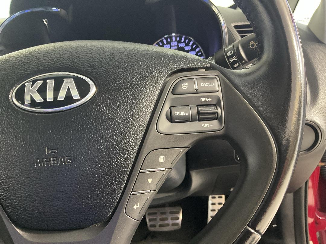 Photo '28' of KIA Cerato