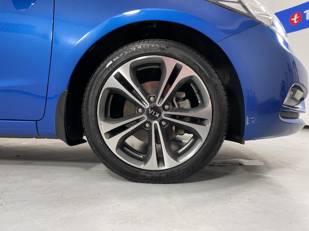 Photo '9' of KIA Cerato Photo '9' of KIA Cerato