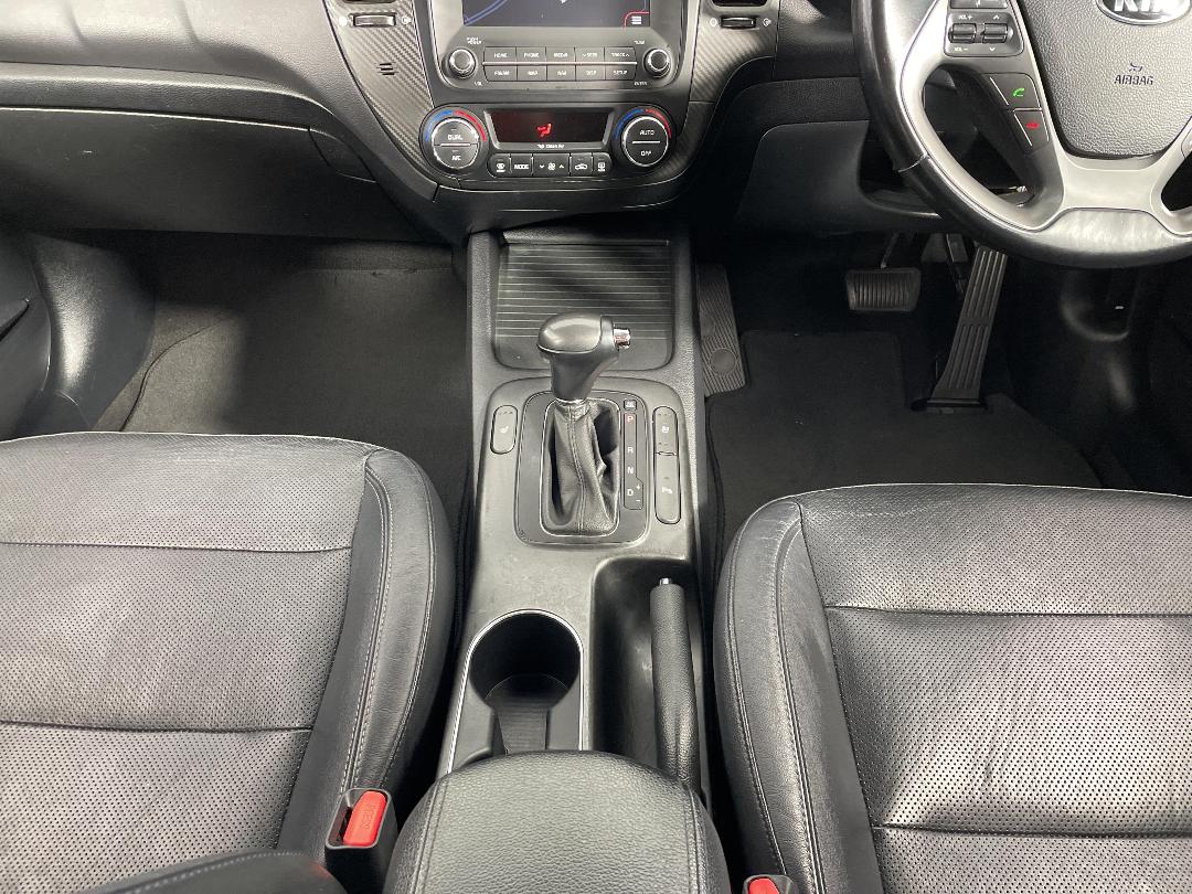 Photo '18' of KIA Cerato Photo '18' of KIA Cerato