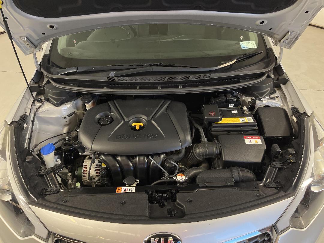 Photo '13' of KIA Cerato