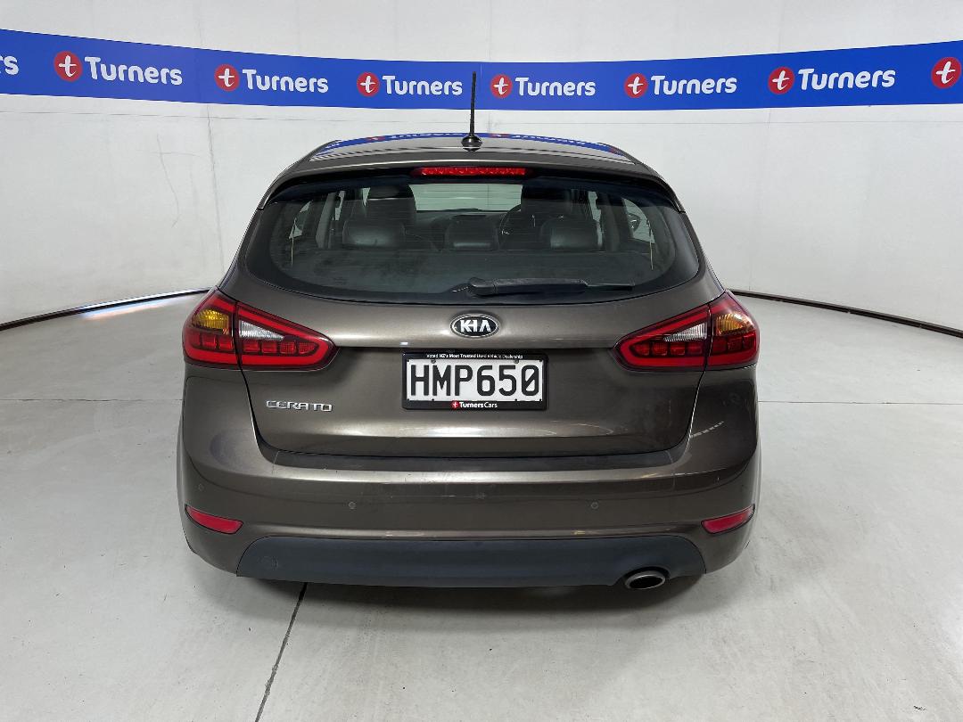 Photo '6' of KIA Cerato