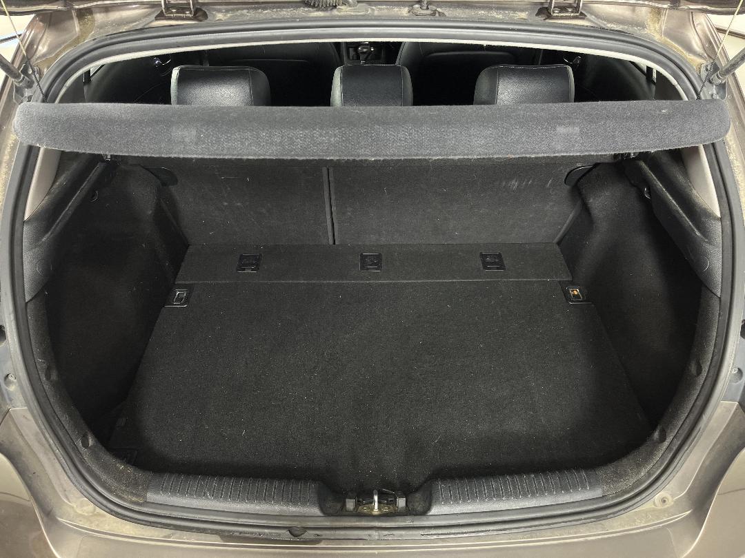 Photo '14' of KIA Cerato