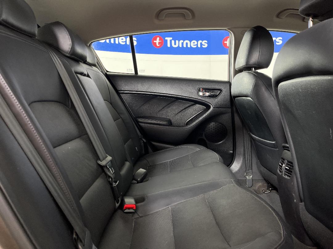 Photo '20' of KIA Cerato