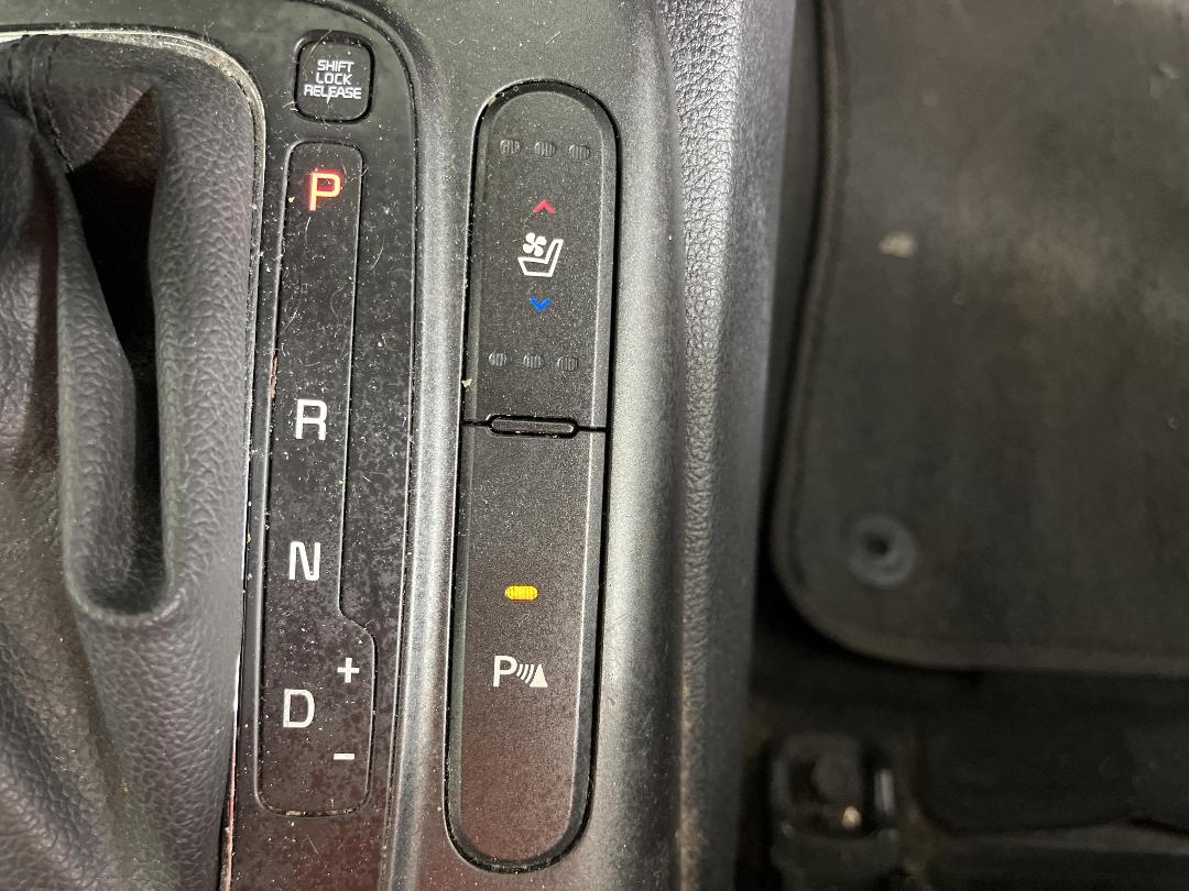 Photo '25' of KIA Cerato