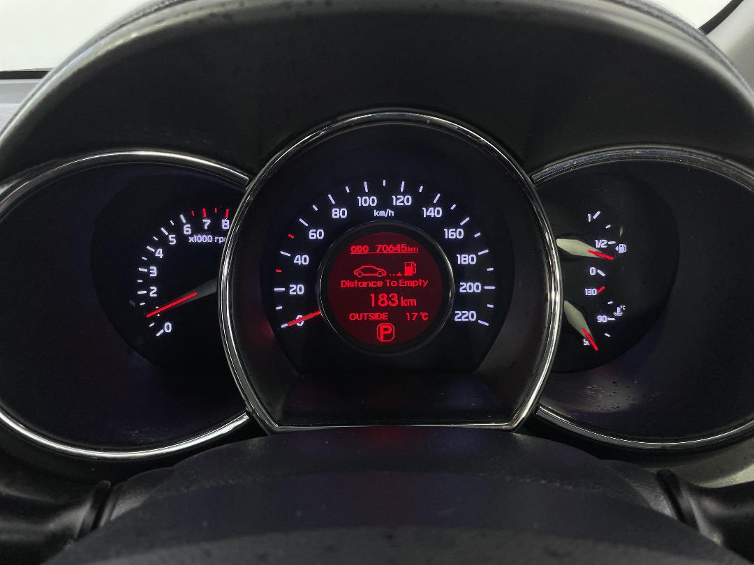 Photo '21' of KIA RIO Photo '21' of KIA RIO